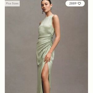 Elegant Green Sleeveless Dress